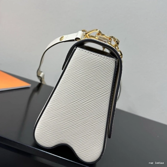 Cheap LOUIS MM VUITTON TWIST 0817